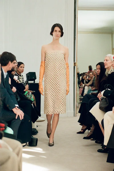 Look 25